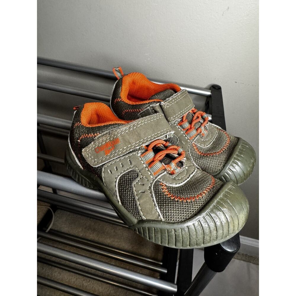 OshKosh B'gosh Baby Sneaker Brown Orange Hook & Loop Athletic Shoes Size 9 - Picture 1 of 8